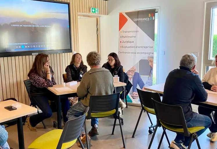 Le 13 novembre, plus d'une dizaine d'agriculteurs ont pris part aux ateliers proposés par les Matinales de la transmission.