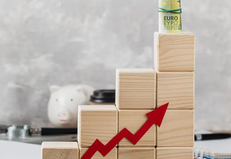 La revalorisation du SMIC intervient généralement chaque 1er janvier.