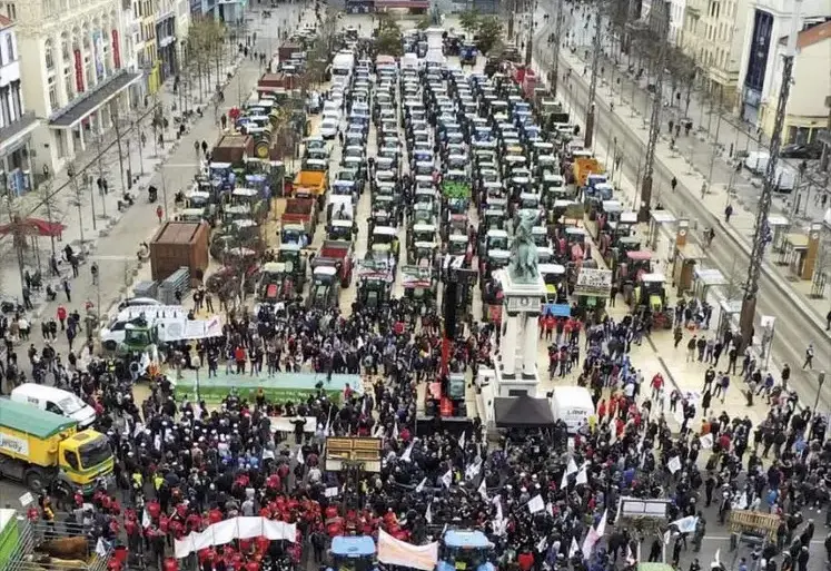 En 80 ans, les mobilisations massives et successives ont permis d’obtenir des avancées : statut du fermage, situation des agricultrices, création des Gaec, etc.