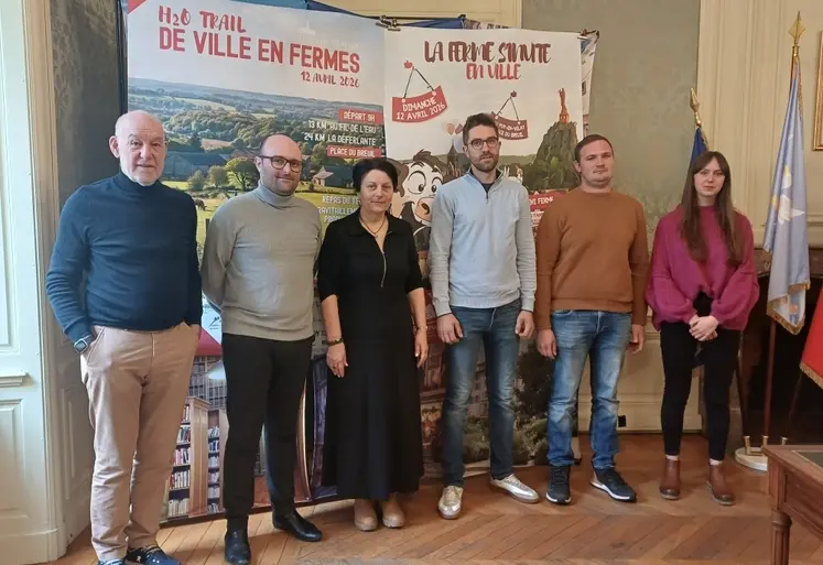 Lors de la présentation de l'événement en mairie du Puy le 26 mars dernier.