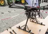 Un drone utilisé pour nettoyer les toitures