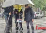 Un groupe de personne en train de tourner un film
