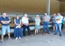 Olivier Amrane, vice-président de la Région (micro en main) a été reçu sur l'exploitation de Philippe Blateyron (à gauche) et l'ensemble des élus agricoles du département et de la région dont Sabine Tholoniat (en bleu) présidente de la FNSEA 63, Patrick Escure (au centre) vice président de la Chambre régionale d'agriculture AuRA et David Chauve (à droite), président de la FRSEA et président de la Chambre d'agriculture du Puy-de-Dôme. 