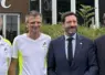 À gauche, Emmanuel Gérardin, Directeur de la Société des Eaux de Volvic. À droite, Fabrice Pannekoucke, Président du Conseil régional d'Auvergne-Rhône-Alpes. 
