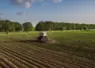 tracteur dans culture