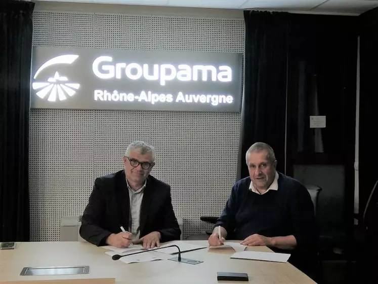 Présence de : Christophe Jardoux, Président FNSEA de l’Allier, et Guy Madet, Président de la Fédération Départementale des Caisses Locales Groupama de l’Allier.