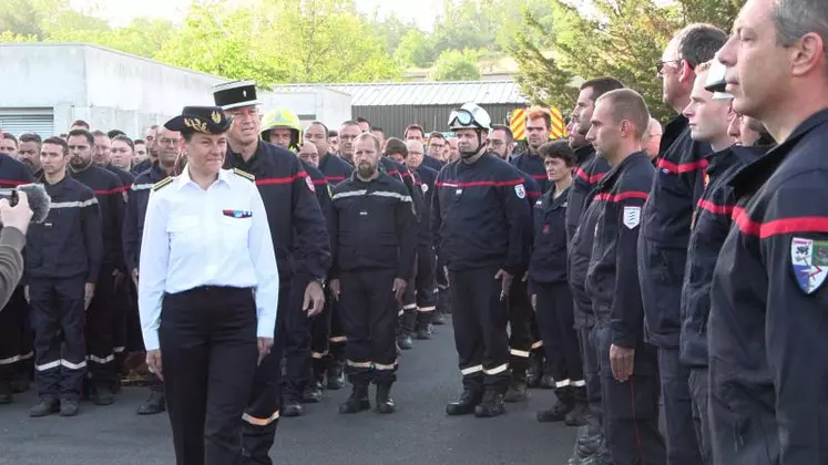 Valérie Hatsch, préfète de l’Allier, a tenu à remercier, vendredi dernier, au centre de secours principal de Vichy, l’ensemble des équipes venues de l’ensemble de la région Auvergne-Rhône-Alpes ayant assuré un renfort au niveau de la logistique dans le secteur vychissois.