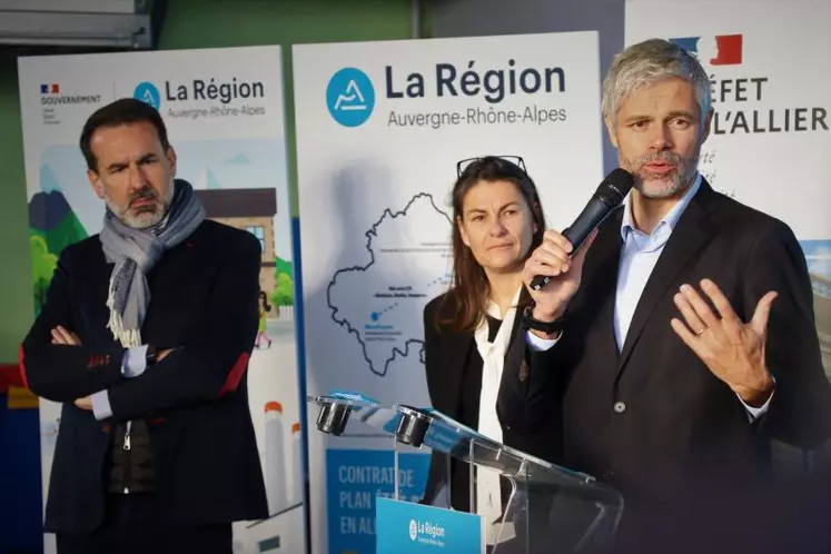 Laurent Wauquiez, président de la région Auvergne-Rhône-Alpes détaillant les investissements soutenus pour le département de l’Allier.
