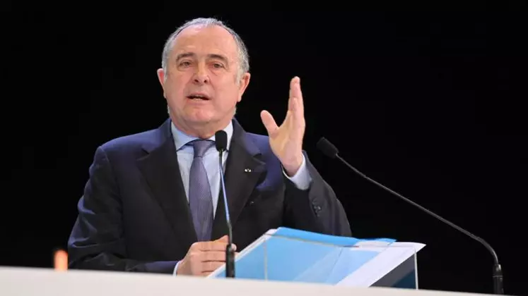 Développer « un nouveau modèle d'exploitation beaucoup plus intégré »
« Mon intention n'est pas de faire des agriculteurs des prestataires de services. », Didier Guillaume, Ministre de l'Agriculture