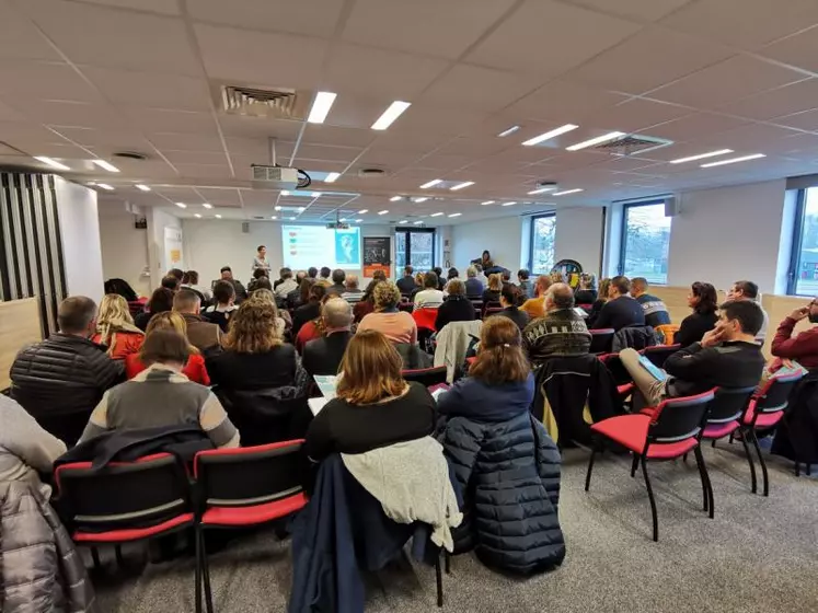 Une présentation complète diffusée devant les nombreux partenaires de Cerfrance Terre d'Allier.