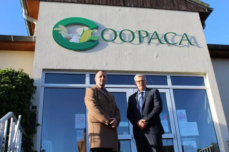 Jérôme Vandewalle et Yves Courrier, président et directeur de Coopaca