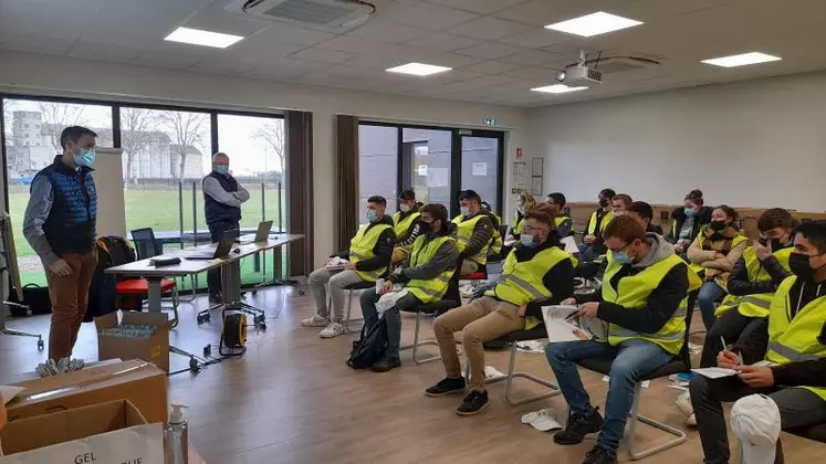 Présentation et focntionnement de l’Ucal par Vincent Bertholier, directeur de VAL’imagne.coop.