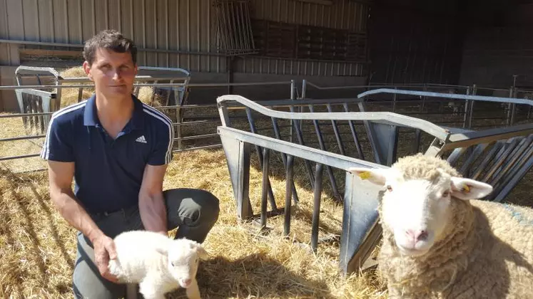 Philippe Boyer, est installé depuis 21 ans au domaine du Grand Verger à Yzeure.