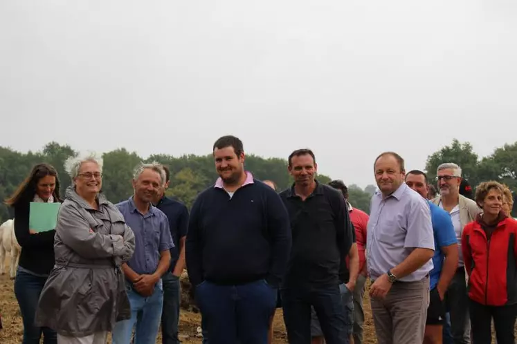 Visite de terrain de la préfecture et de la DDT avec la profession.