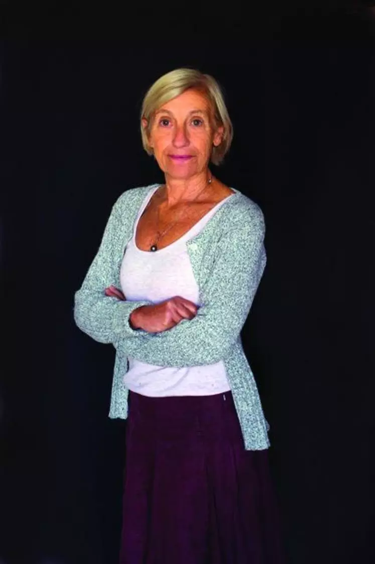 Bernadette Bensaude-Vincent, philosophe des sciences et des techniques, est professeure émérite à l’Université Paris 1 Panthéon-Sorbonne et membre de plusieurs comités d’éthique, dont celui de l’INRAE. Ses recherches actuelles portent sur les technosciences et les rapports entre science et public.