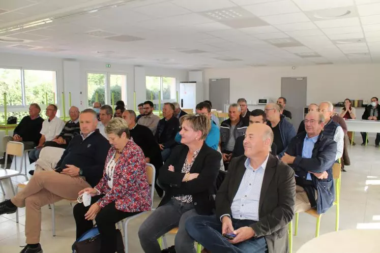 Une cinquantaine de personnes a assisté au congrès de la FNSEA de l’Allier.