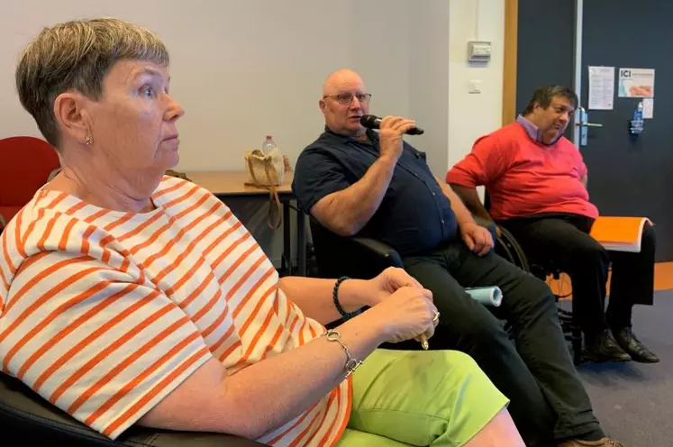 De gauche à droite : Christine Besnard Collin, Pascal Servier et Jean-Claude Darlet, représentant des Chambres d’agriculture d’Auvergne-Rhône-Alpes.