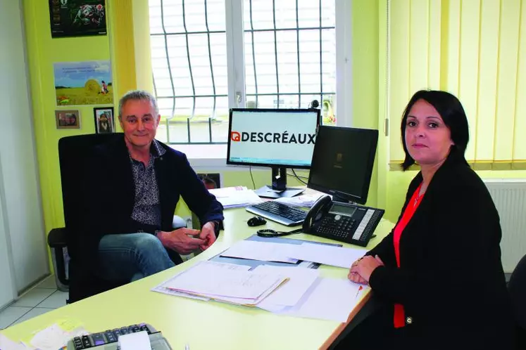 Christophe Descréaux, responsable opérationnel et Myriam Cabamus, responsable qualité.