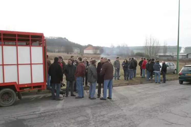 L’abattoir d’Arsac a été bloqué une bonne partie de la matinée du 19 janvier.