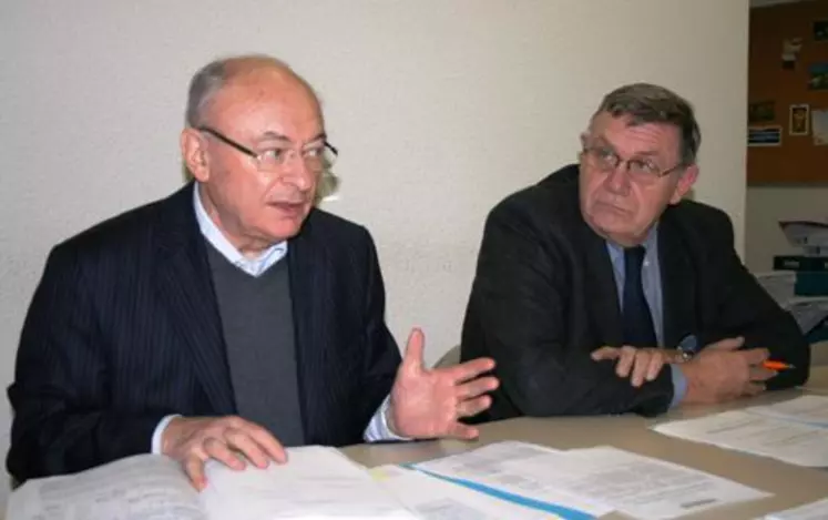 Jean Proriol : « René Souchon affirme ne pas vouloir rentrer dans une politique de guichet. Mais que fait-il en versant 350 euros ? »