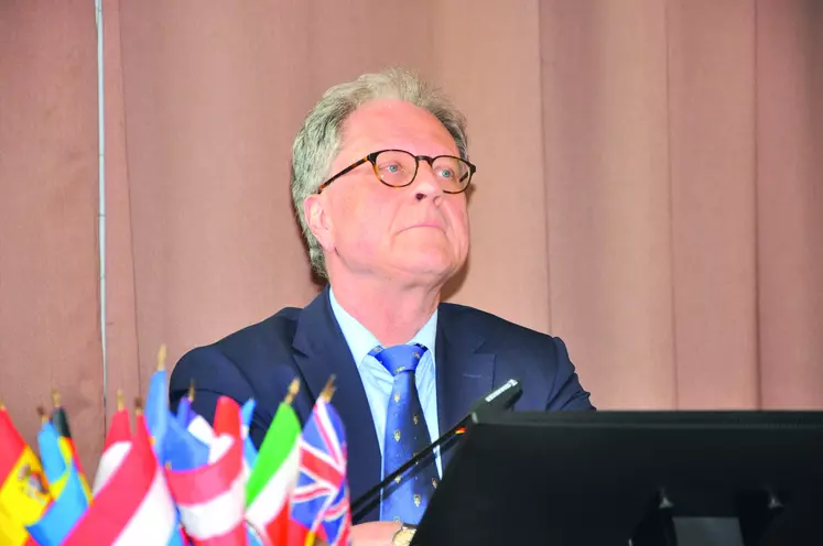 Le Consul général d'Allemagne pour les régions Auvergne-Rhône-Alpes et Bourgogne-Franche-Comté, Thomas Pröpstl, a donné une conférence à la faculté de droit de l’Université d’Auvergne.