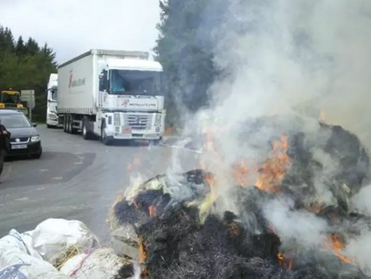 A l’image de ce camion, il y a eu six heures de circulation difficiles à Ambert