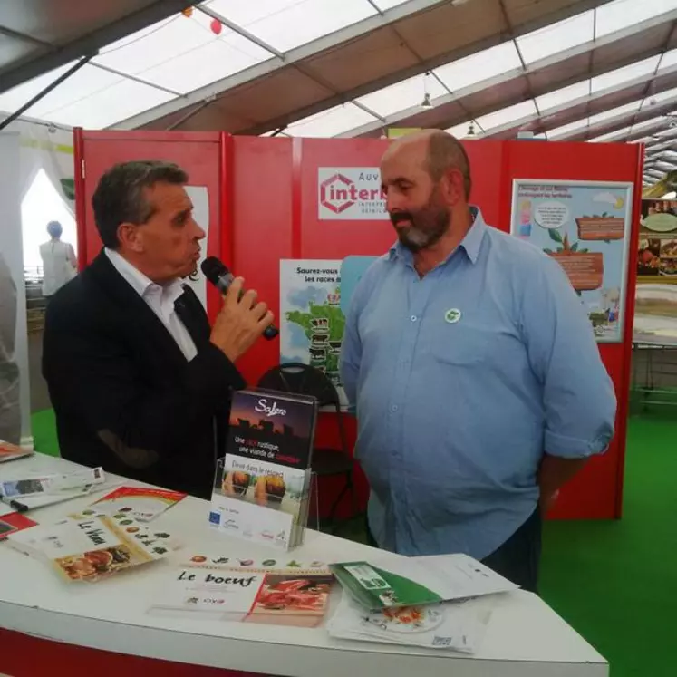 Bruno Dufayet explique le rôle environnemental de l'élevage.