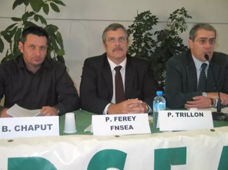 Patrick Trillon et Bruno Chaput ont été reconduits dans leurs mandats de président et secrétaire général de l’Udsea. Pascal Ferey de la Fnsea était leur invité.