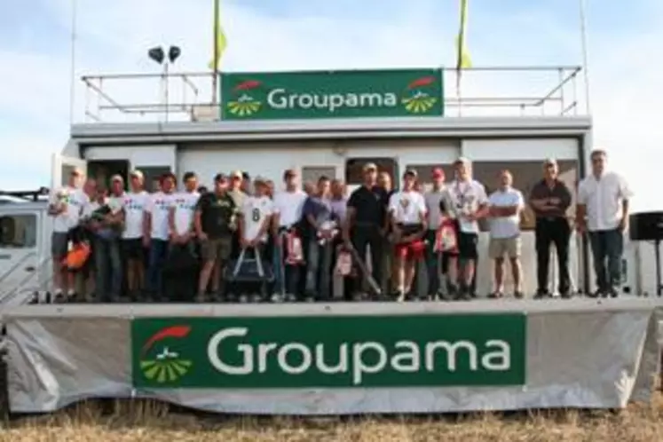 Le podium final avec nos valeureux concurrents, leurs commissaires, le jury, de nombreuses personnalités et nos partenaires.