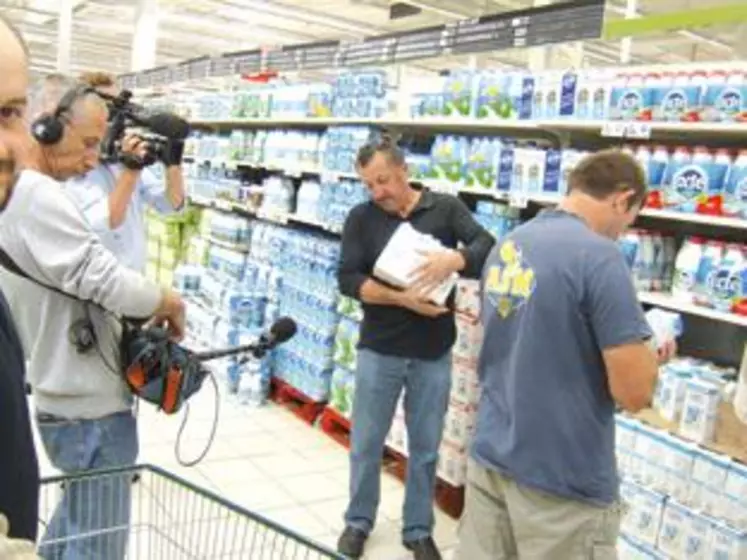 Un contrôle en magasin a relevé la présence de lait conditionné en Belgique sous marque distributeur.