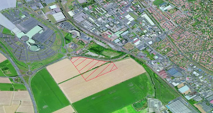 La construction du projet Urban village, matérialisée ici en rouge, concerne 10 ha sur la plaine de Sarliève.