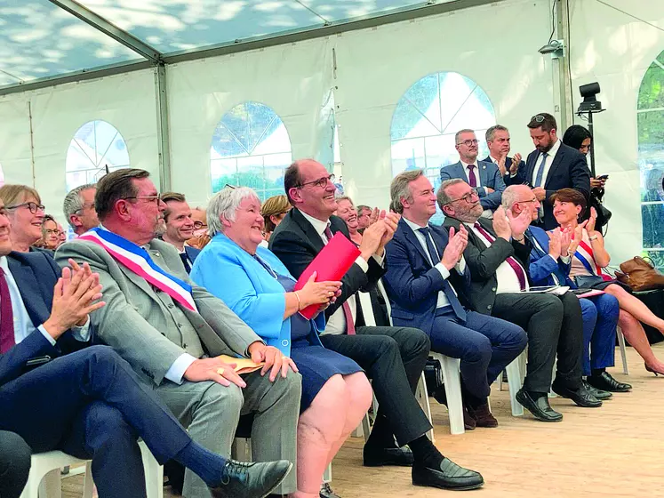 L'AMRF tenait son 50e congrès à Villevallier dans l'Yonne, en présence d’une délégation du Gouvernement emmenée par le Premier ministre.
