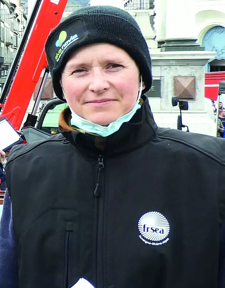 Sabine Tholoniat est productrice de lait dans le Puy-de-Dôme.