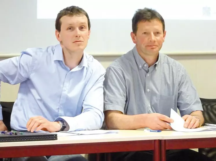 De gauche à droite : Frédéric Pelisse, président du SR Auvergne et Denis Bastard-Rosset, nouveau président de la fédération Auvergne-Rhône-Alpes et président du SR Rhône-Alpes.