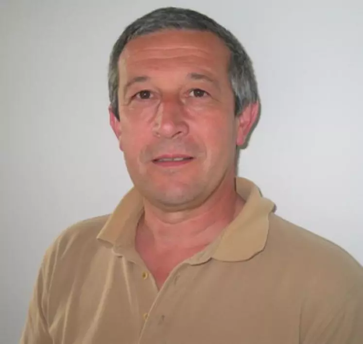 Philippe Aymard, agriculteur, propriétaire de la parcelle détruite à Malintrat