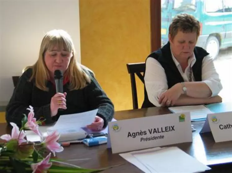 Pour Agnès Valleix, aux côtés de Catherine Bouchet : “l’une des missions d’Accueil à la ferme est d’accompagner et de suivre les projets des adhérents”