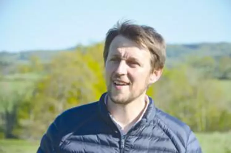 Sébastien Cluzel, éleveur dans le Puy-de-Dôme et président du Herd Book Charolais souhaite poursuivre « l’accompagnement des éleveurs dans leurs choix génétiques ».