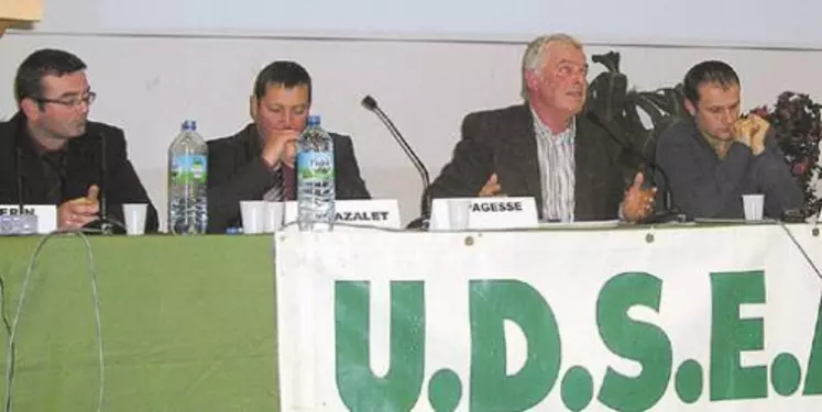 Denis Guérin, Jacques Chazalet, Pierre Pagesse et Alexandre Gohin participaient à la table ronde