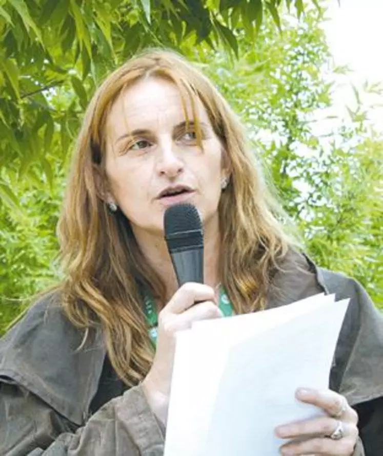 Michèle Boudoin l’affirme :
« C’est un enjeu majeur pour la profession d’être présent à Paris ».