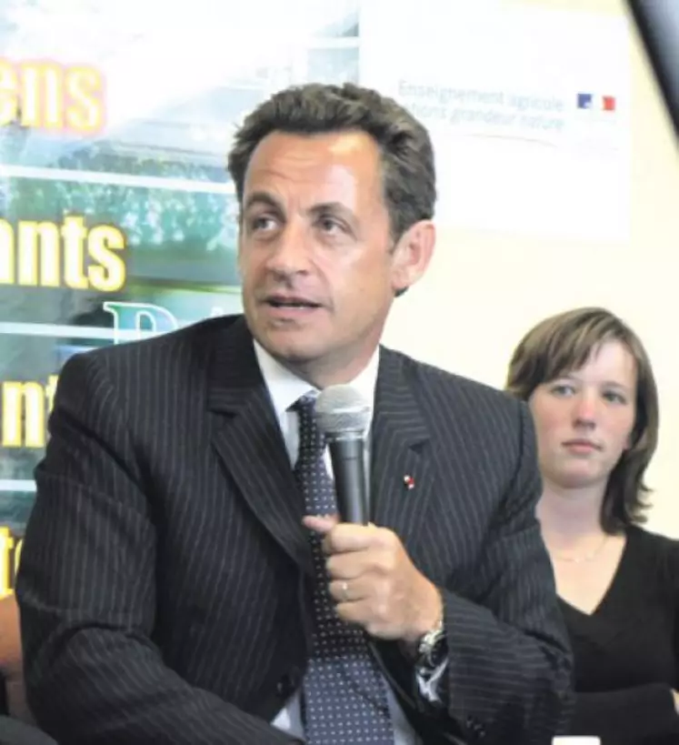 Nicolas Sarkozy a brandi la menace d’un veto à l’OMC, lors de son déplacement en Seine-Maritime.