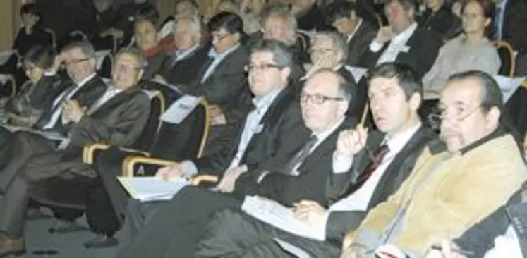 L’ensemble des représentants syndicaux français ont été conviés au colloque.