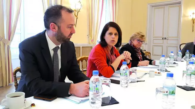 Anne-Gaëlle Boudoin-Clerc, Préfète du Puy-de-Dôme, se montre déterminée à intensifier la sécurité routière dans le Puy-de-Dôme.