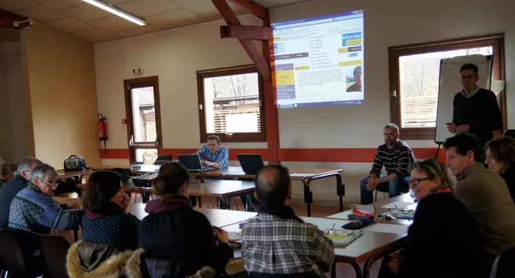 Démonstration de l’utilisation du site de la MSA pour trouver des informations sur sa future retraite.