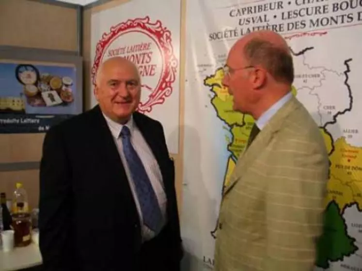 Pierre Blanchier et Jean-Luc Dischamp affichent leur optimisme pour l’avenir de la société laitière des Monts d’Auvergne