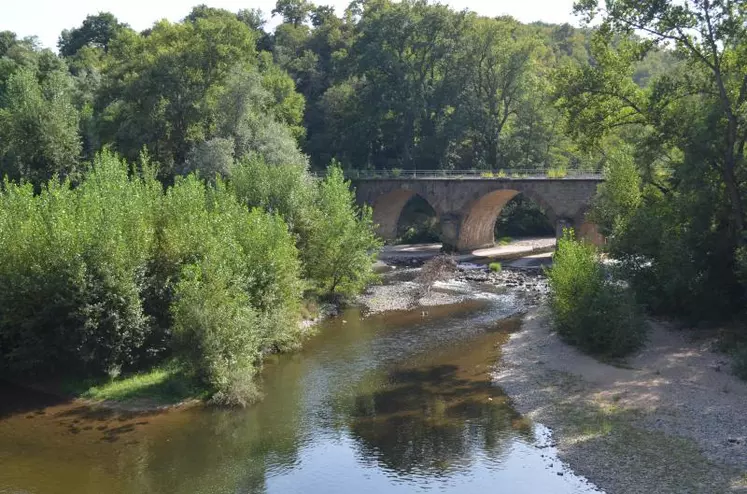 Cet automne, le barrage de Naussac a permis, encore une fois, d’assurer le soutien d’étiage des cours d’eau.