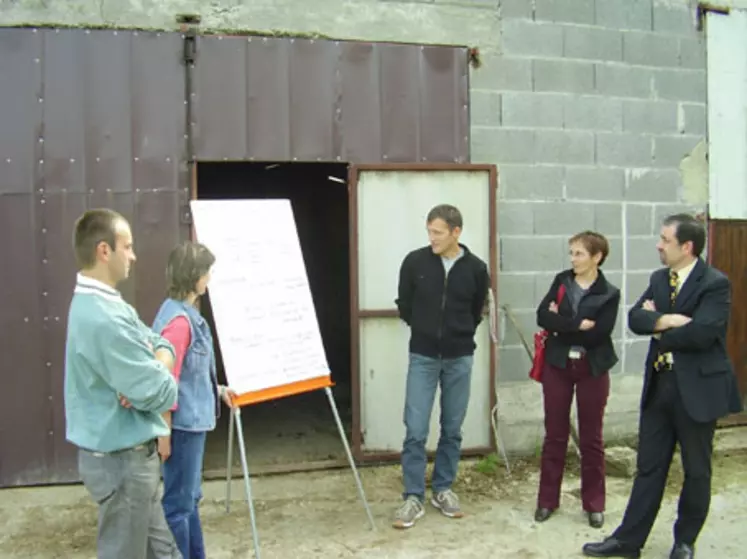 Au centre des discussions : le plan batiment et la PHAE
