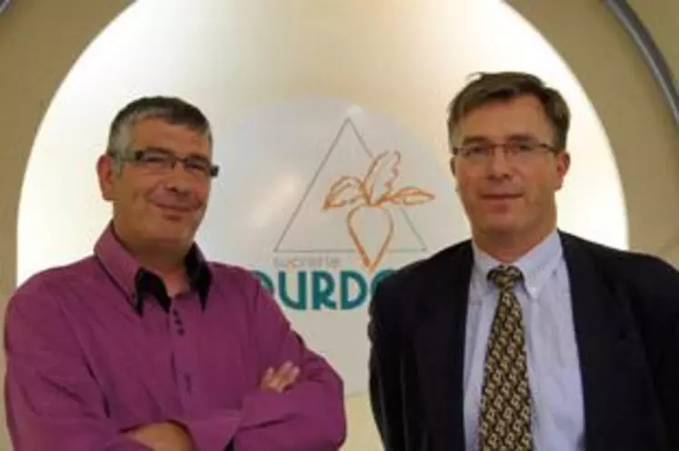 En septembre 2011, la Sucrerie Bourdon accueillera son nouveau directeur. Jean Michel Aune (ici aux côtés de Gilles Bertonnèche) remplacera Augustin Nueno qui part à la retraite. 43 ans, marié, 4 enfants, Jean Michel Aune est « un produit » de la production sucrière. Après 17 années au sein de Beghin Say, Terreos puis Cristal Union il rejoint l’Auvergne à la tête d’une belle aventure pour la Sucrerie.