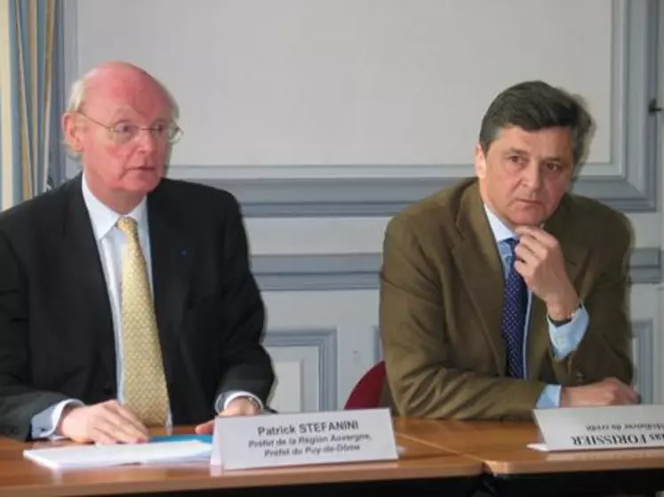 Patrick Stéfanini, préfet de la région Auvergne a accueilli Nicolas Forissier, le médiateur national des agriculteurs