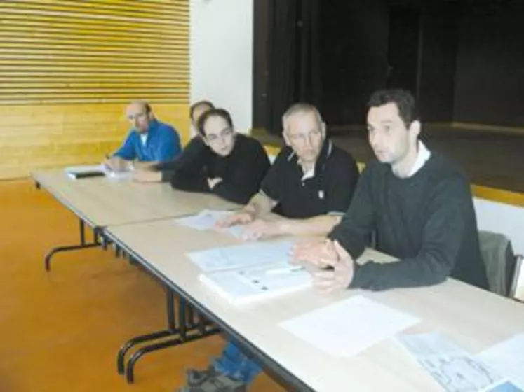 David Chauve, au premier plan sur la photo, est secrétaire général de la FDPL du Puy-de-Dôme et fervent défenseur de la marque «montagne».