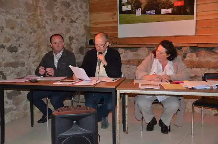 De gauche à droite : Denis Gautier, directeur du Ciirpo, François Vannier, président, et Sandrine Fougère, secrétaire.